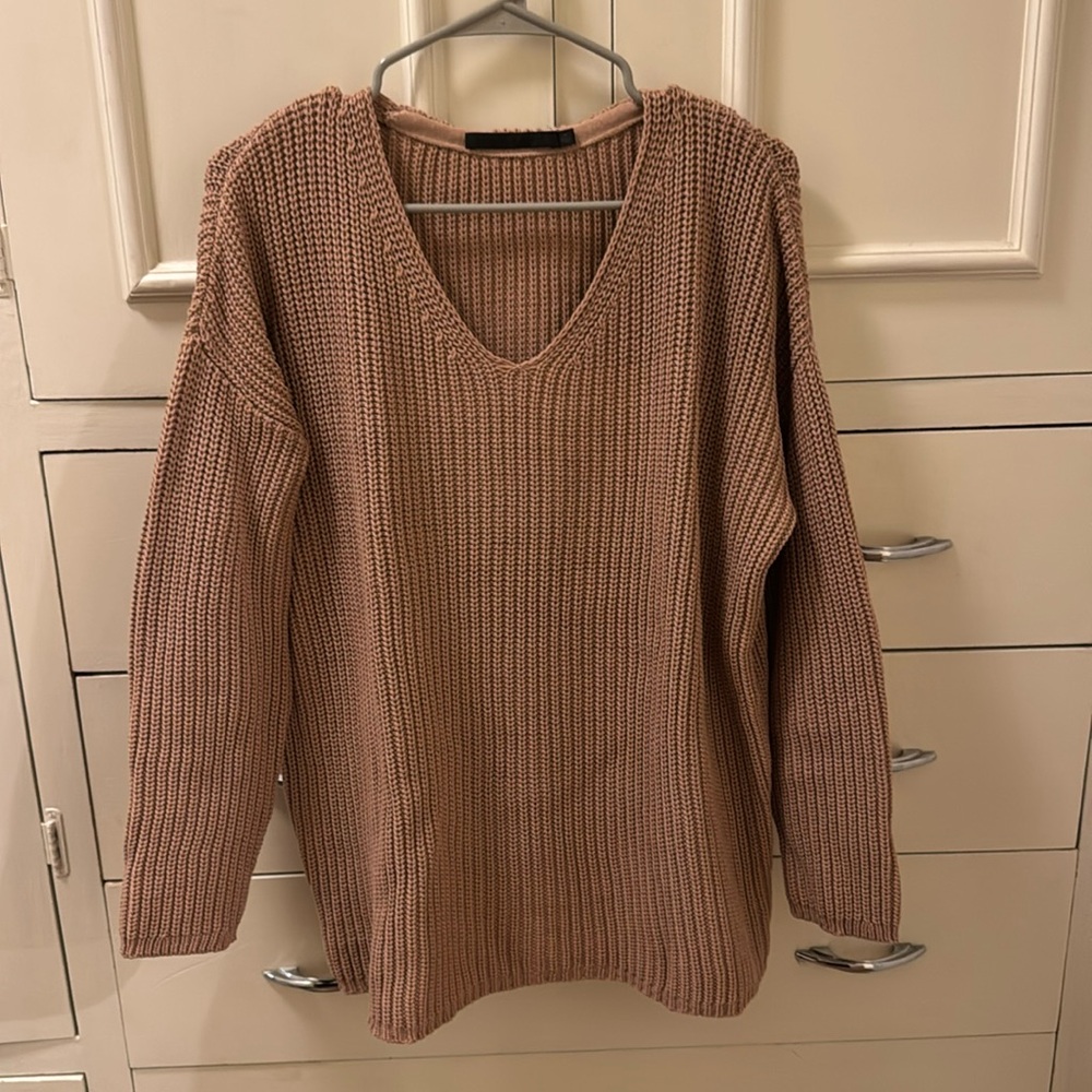 Jenni Kayne Mauve colored V neck sweater size M